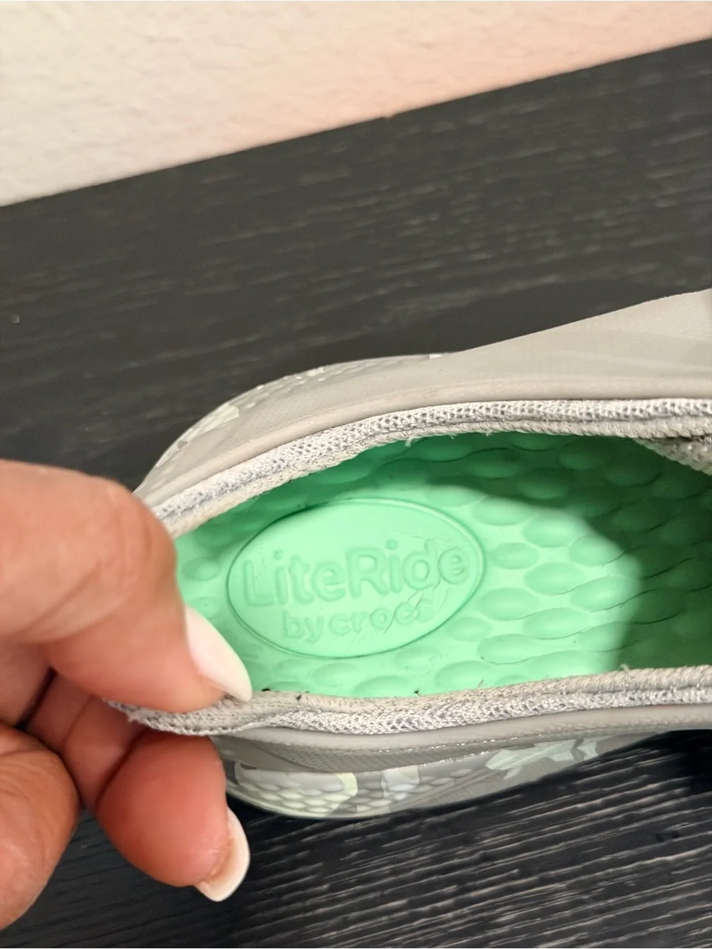 Men's Light Gray Breathable Casual Sneakers
